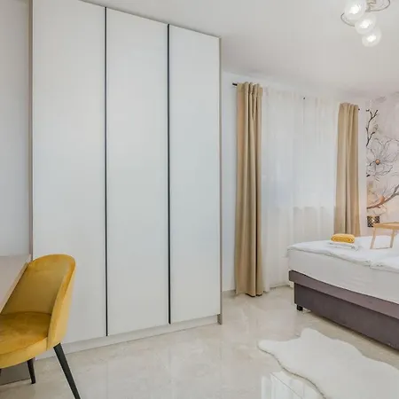 Lusarci Comfortable * Zgaljic